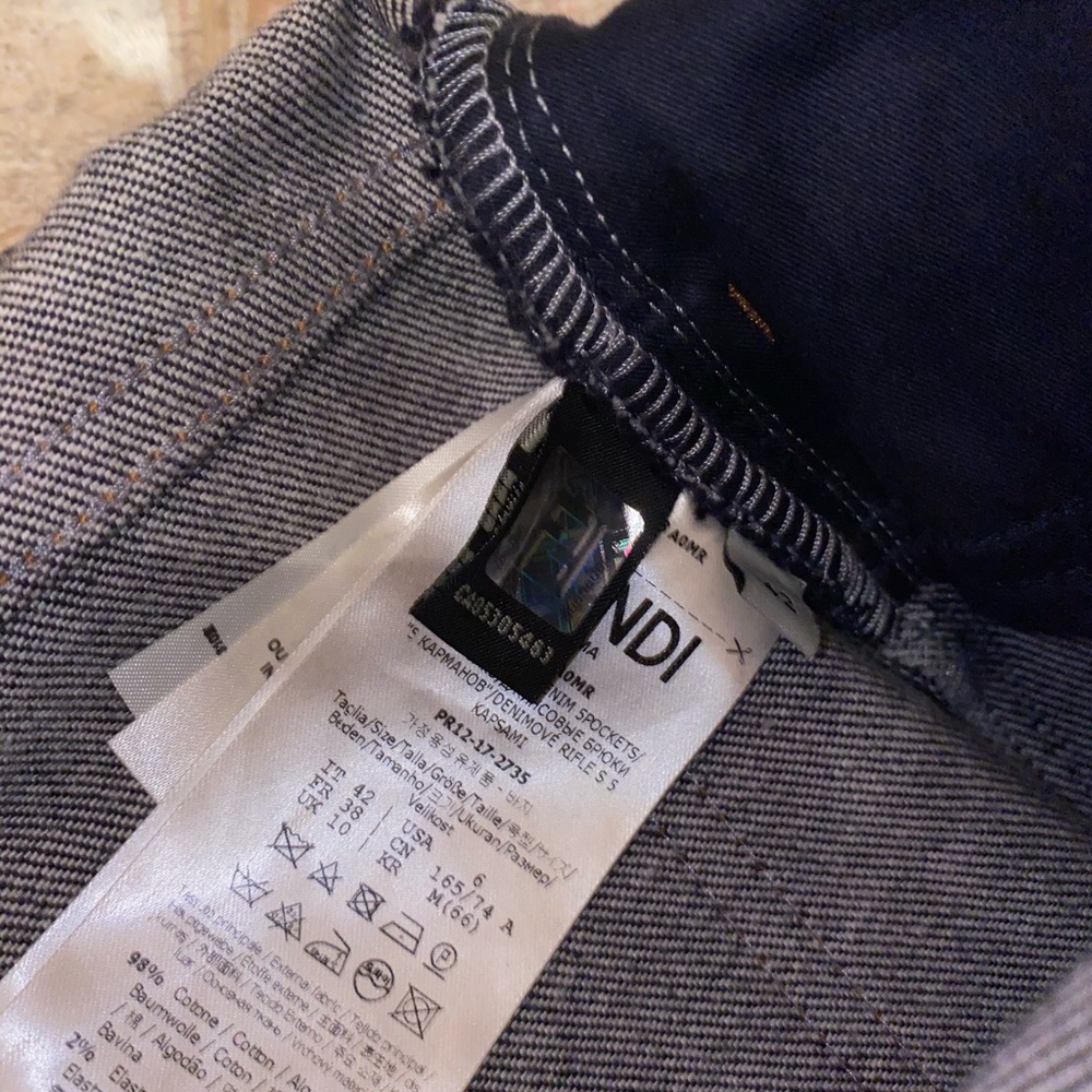Fendi logo dark indigo jeans with brown stitching - Picture 12 of 12